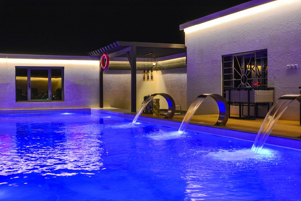 فندق ريدويفز(Redwaves Hotel) 26/47