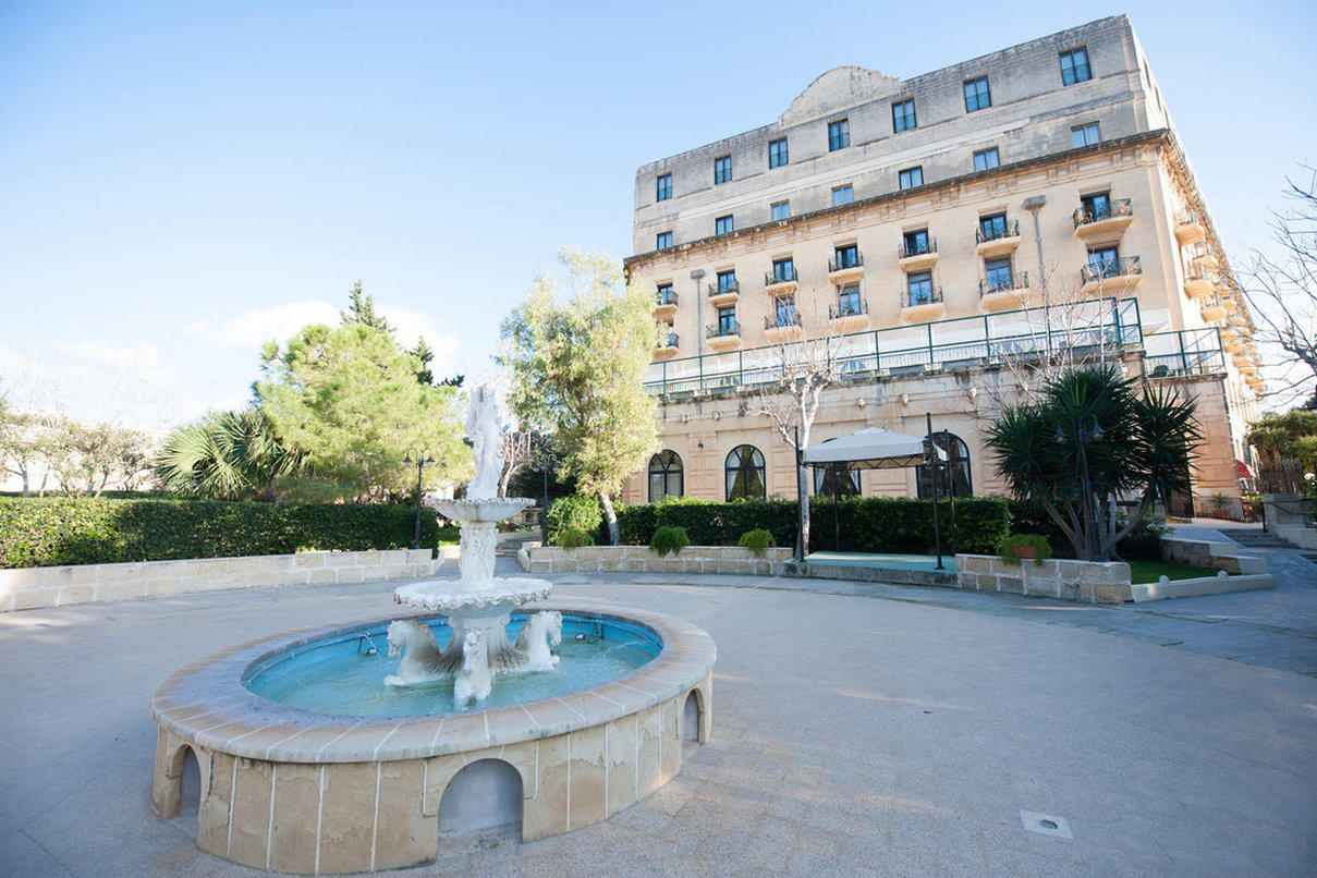 The Phoenicia Malta 7/85