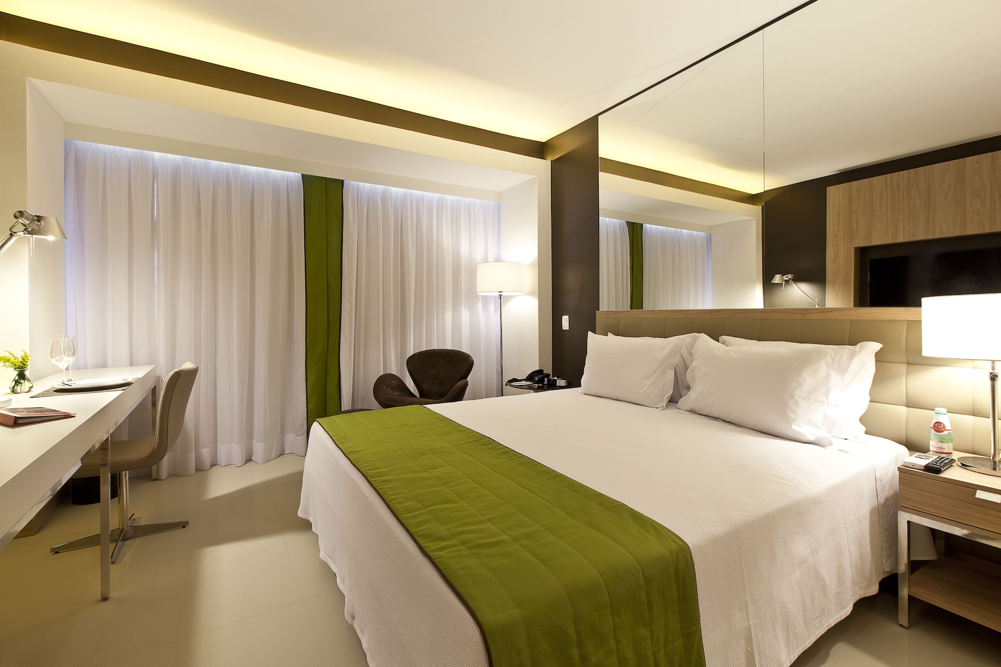 SUPERIOR, DOUBLE BED