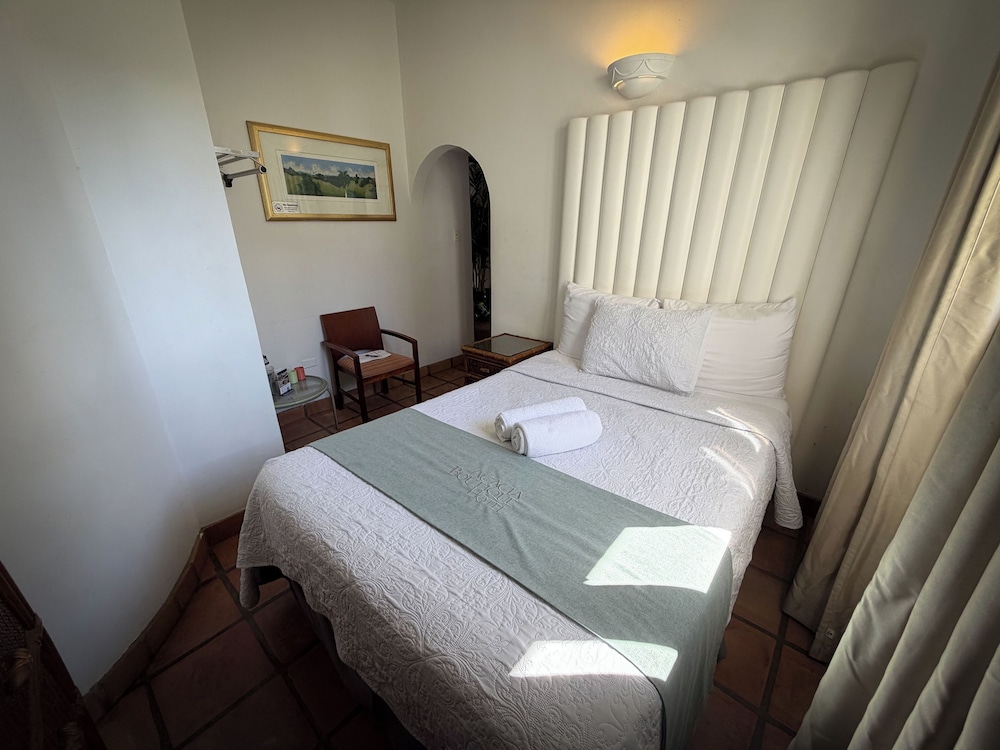 STANDARD, DOUBLE BED