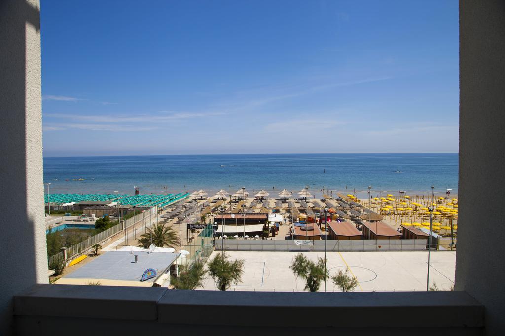 Hotel Mare 48/50