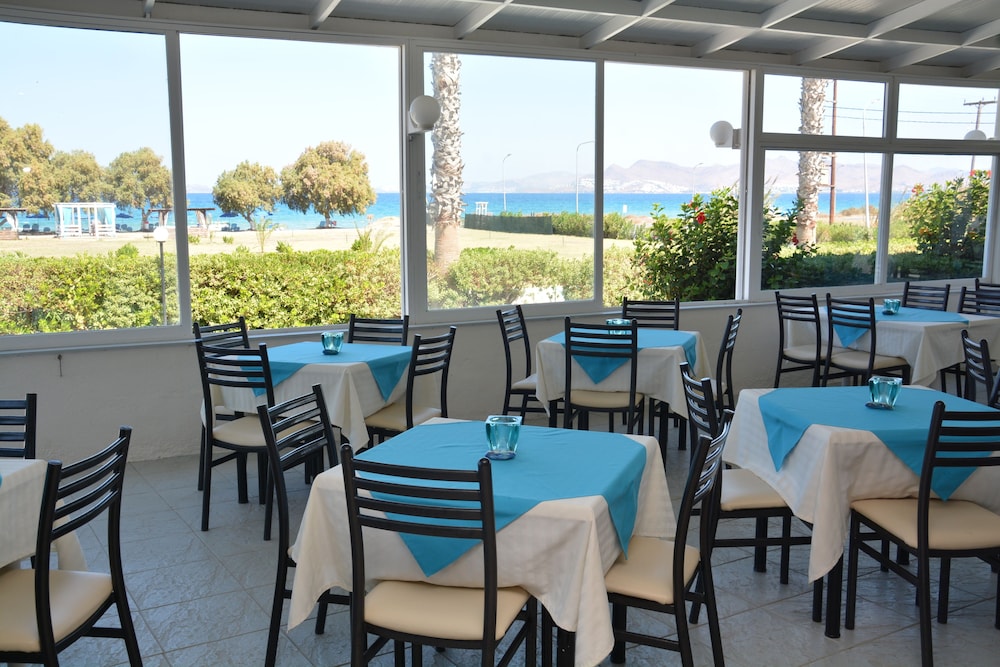 Costa Angela Seaside Resort 72/88
