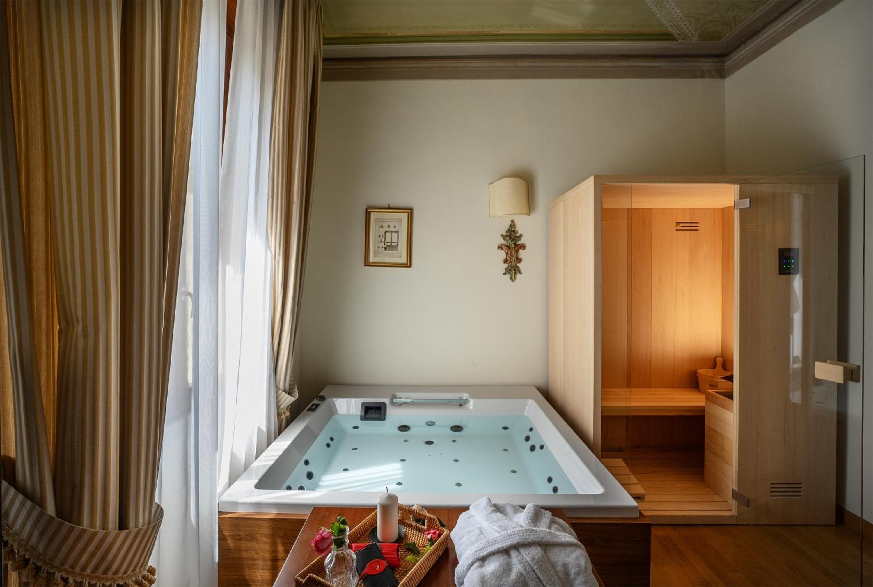 RELAIS LE FELCI HOTEL 36/55