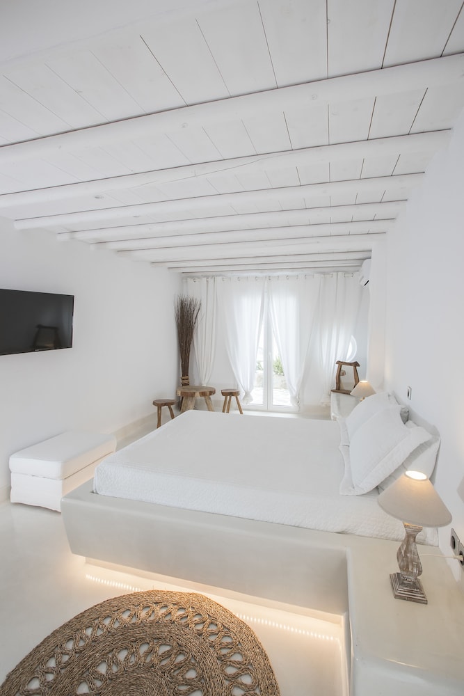Paros Palace 21/76