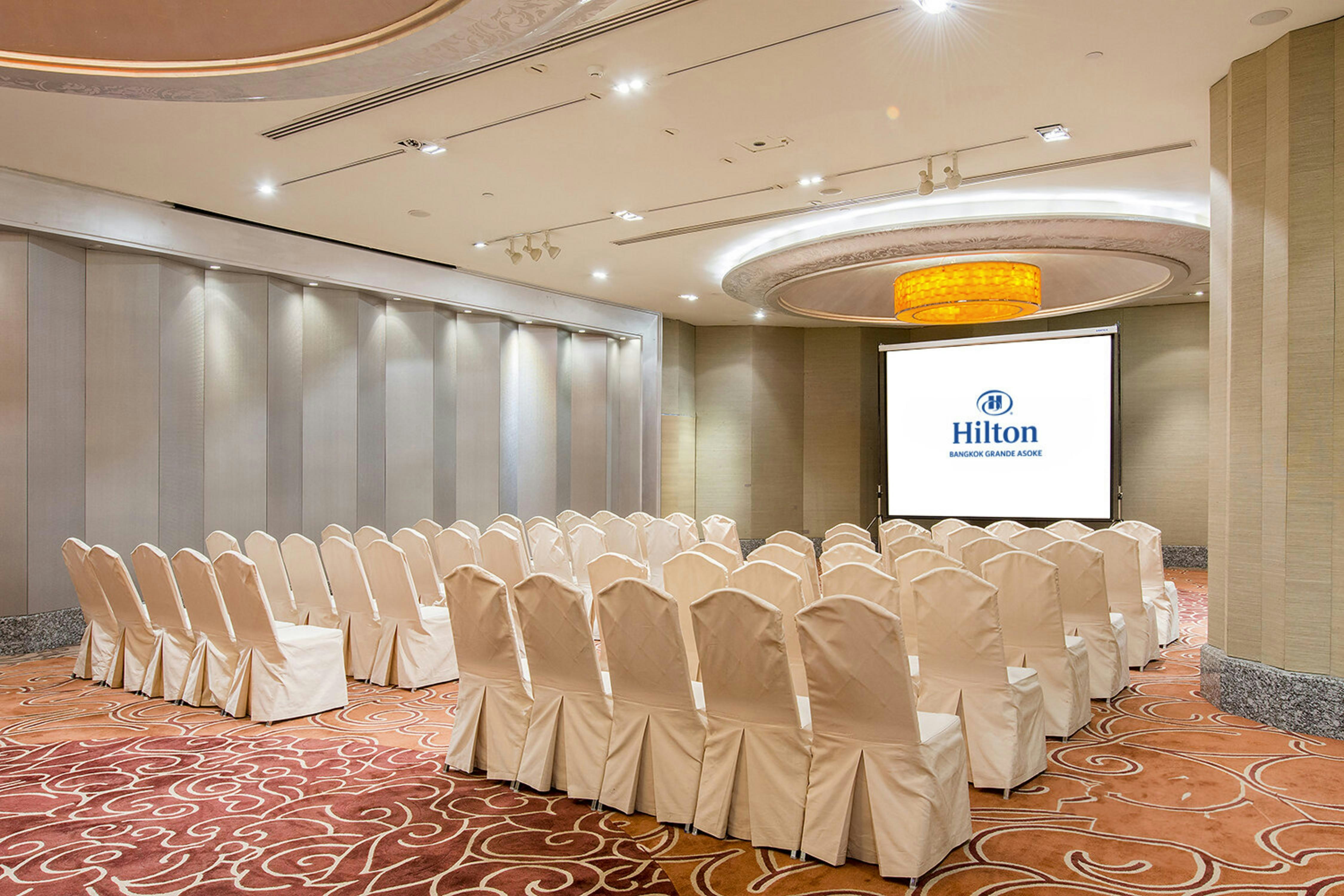 Hilton Bangkok Grande Asoke 55/59