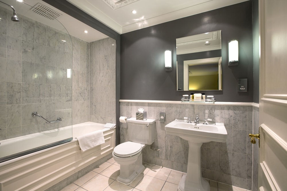 Rookery Hall Hotel Spa 48/50