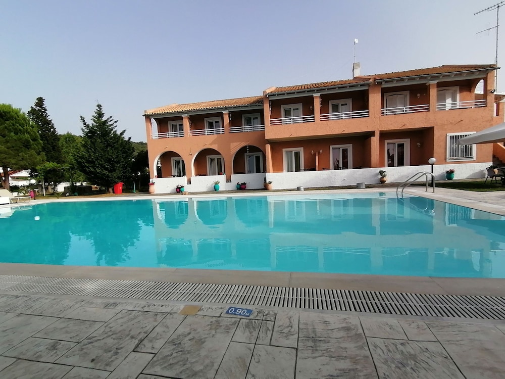 Sausan Hotel 2/50