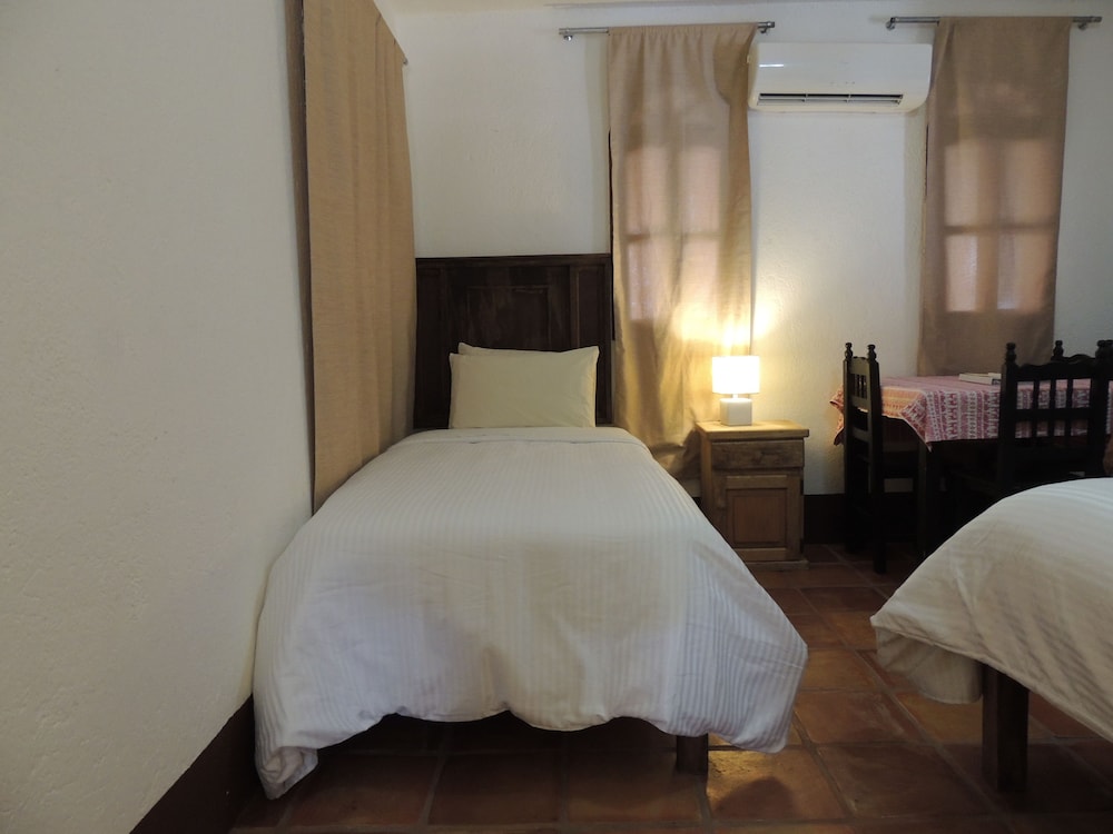 Apart Hotel Casaejido 12/88