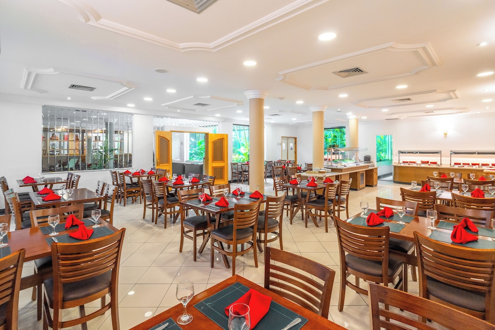 Hotel Plaza Mayor 26/41
