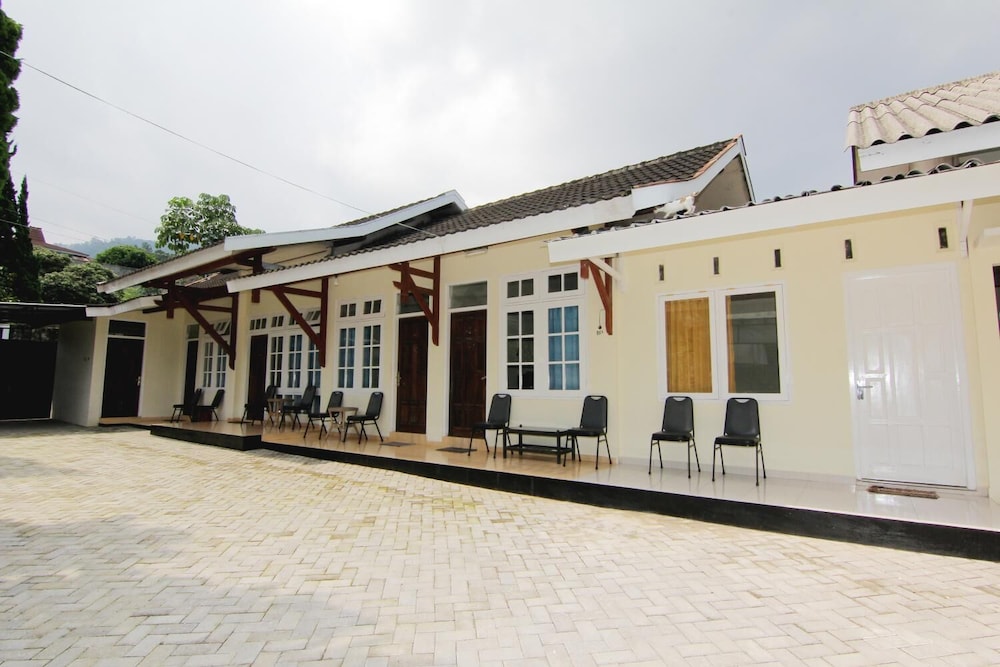 Hotel Wijaya 3 Kaliurang 9/30