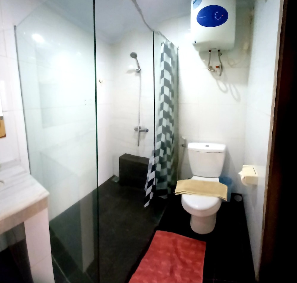 Radha Bali Hotel 33/70