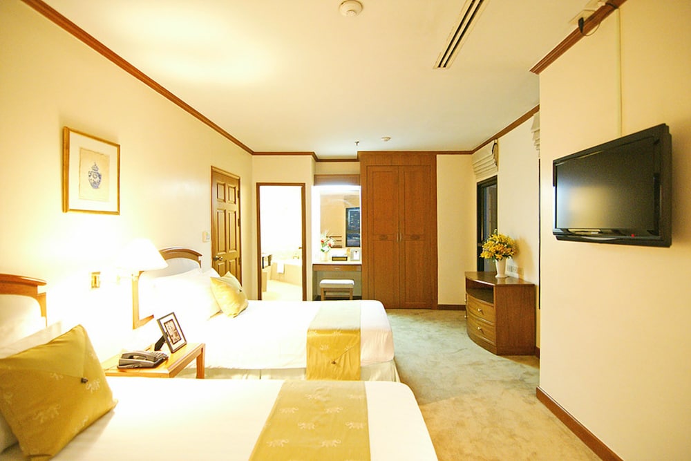 غرفة جونيور بسرير كينج بغرفة نوم واحدة، GRAND DIAMOND SUITES 4/9