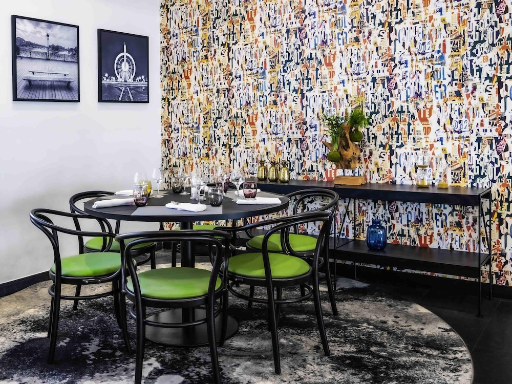 Novotel Paris 17 37/49