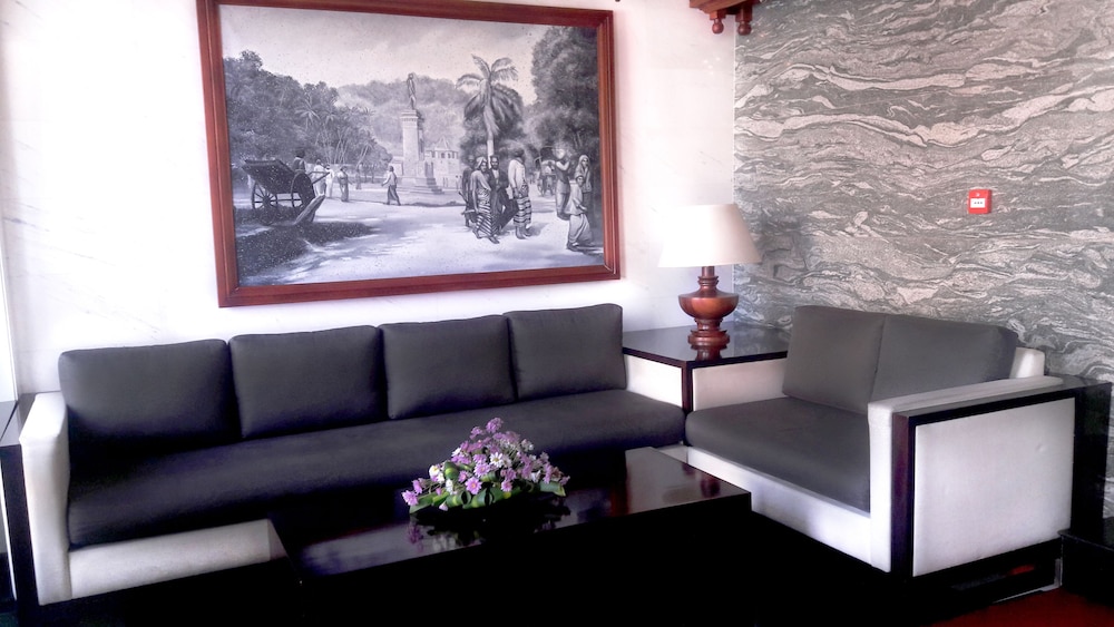 Kandy City Hotel 49/66