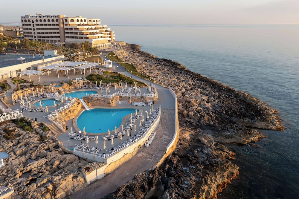 Radisson Blu Resort Malta St Julians 47/50