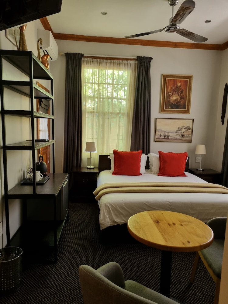 غرفة ديلوكس بسرير كينج، Ashanti Guest House Gardens Hostel 7/10
