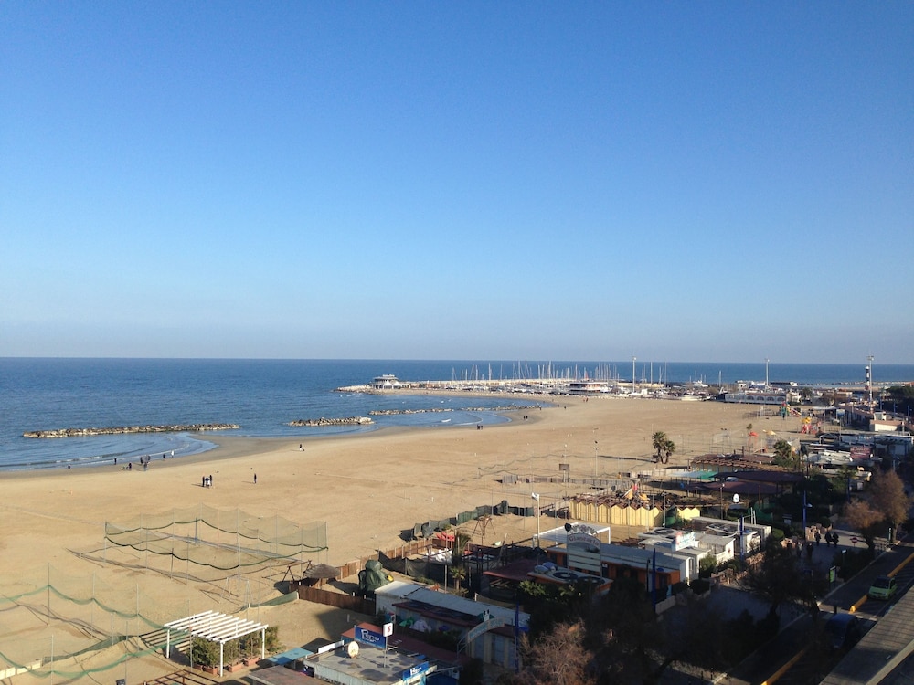 Hotel Spiaggia 32/41