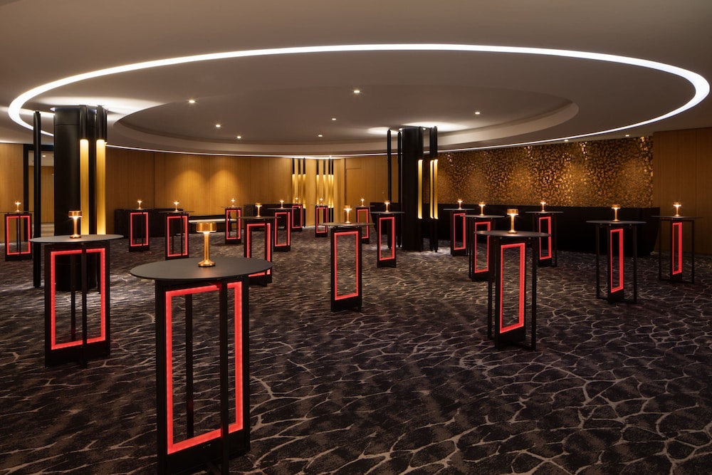 Tirana Marriott 42/50