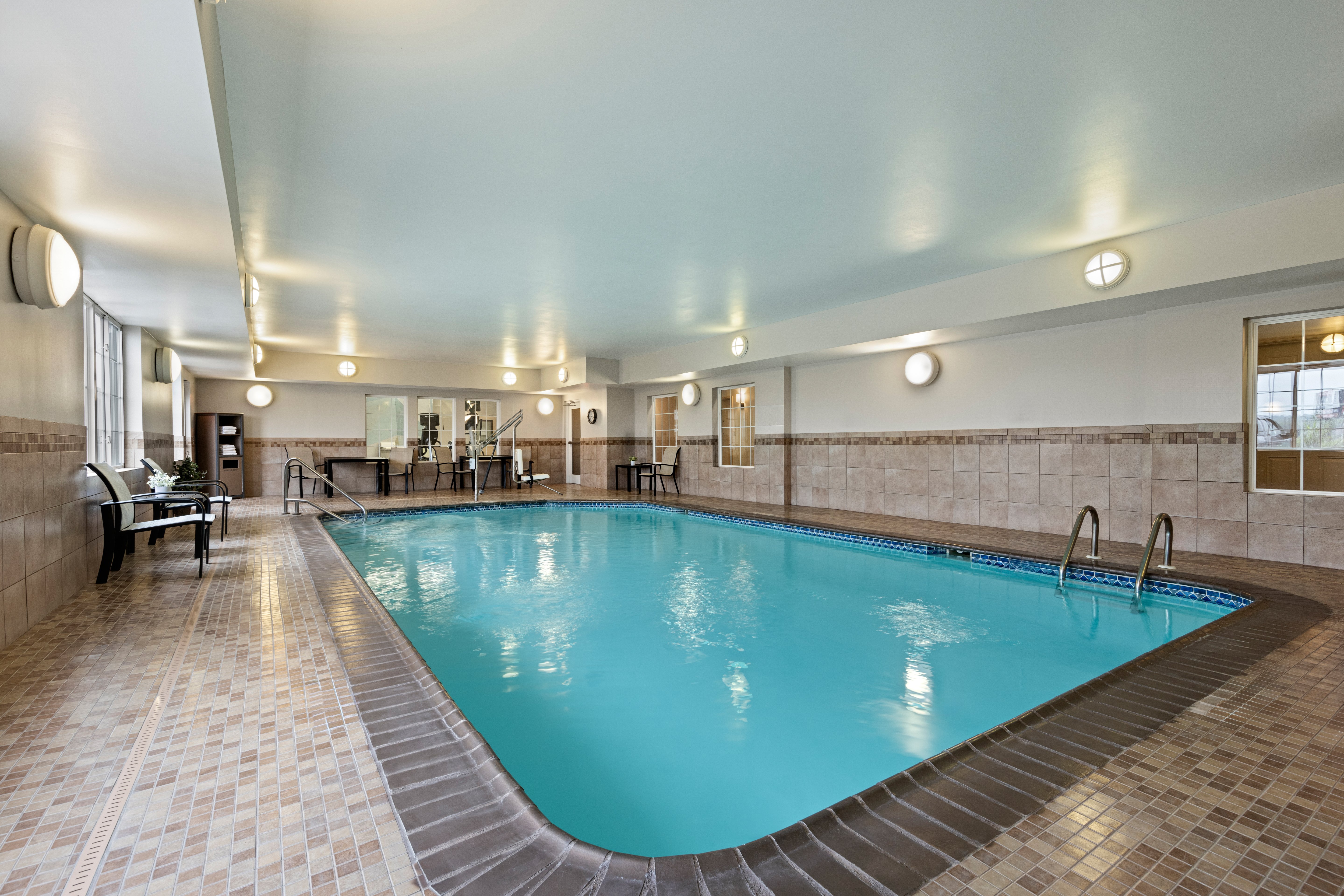 CANDLEWOOD SUITES CAPE GIRARDEAU 66/68