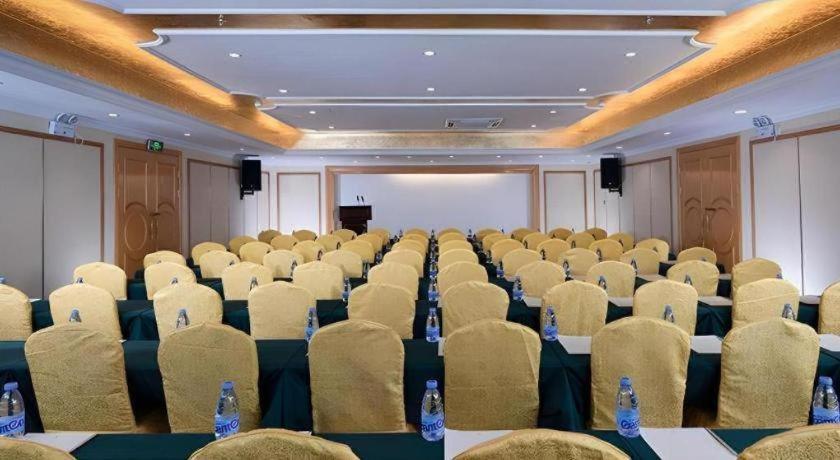 Vienna Hotel Gongcheng Tianjie 53/61