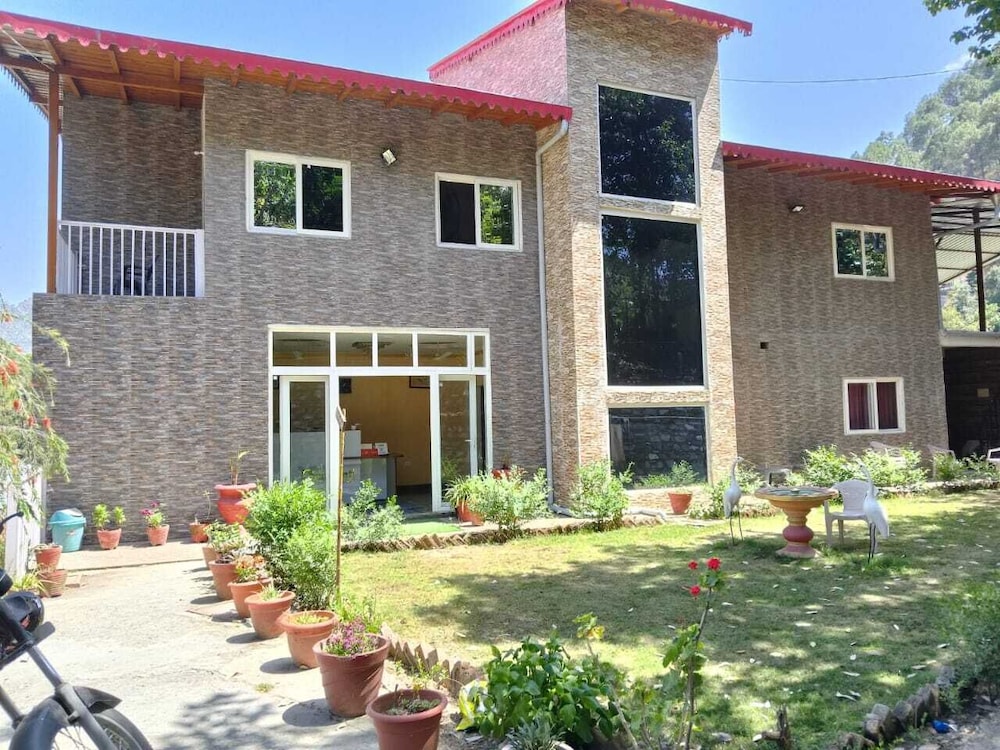 Damyanti Residency Hotel 7/50