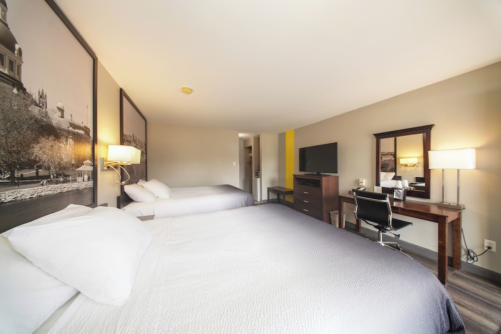 ROOM, 2 QUEEN BEDS