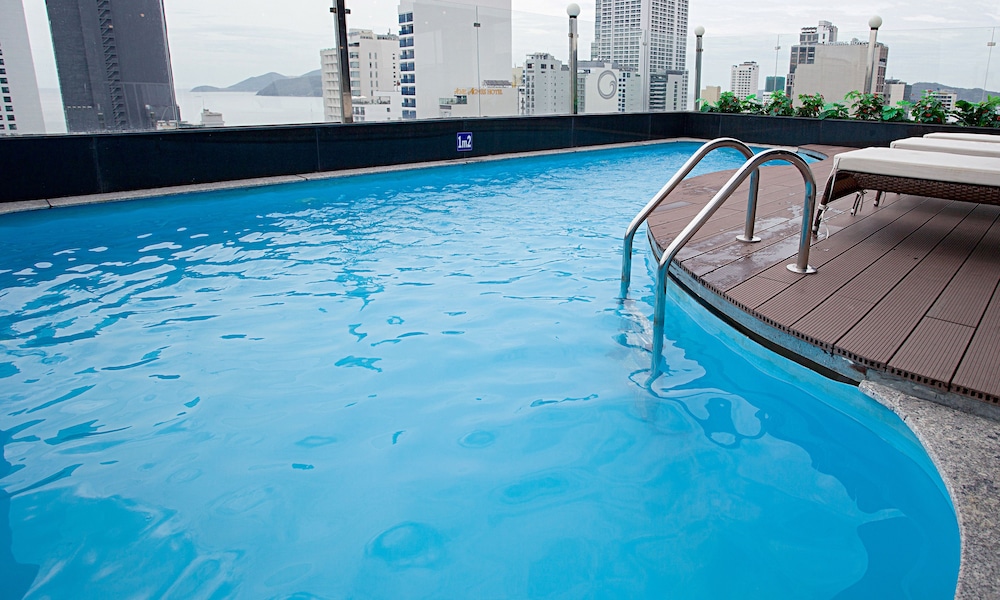 Royal HPM Hotel 24/40