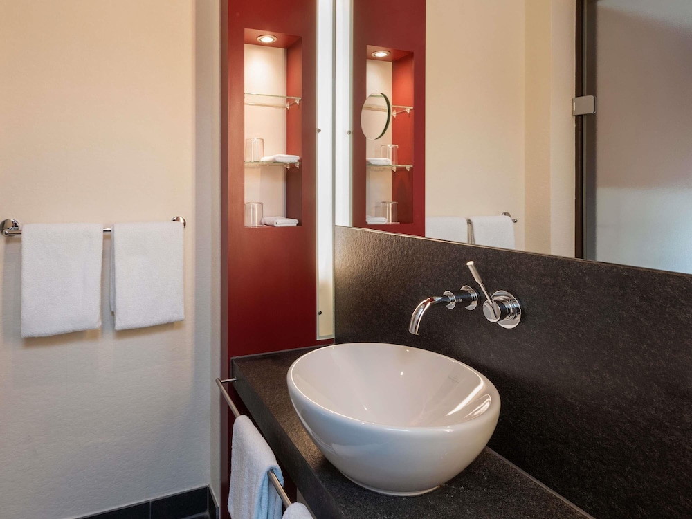 Movenpick Hotel Munster 68/70