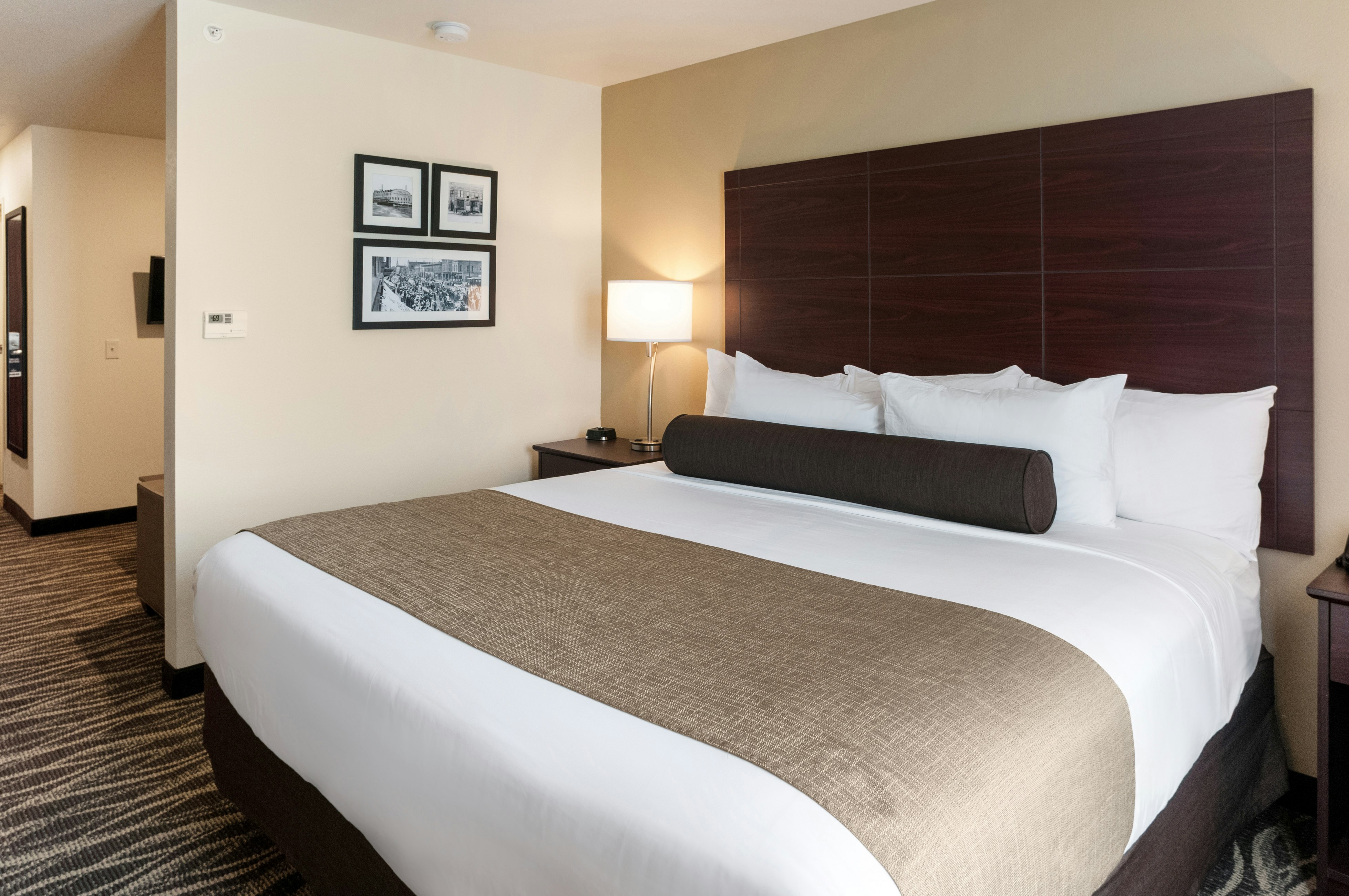 Cobblestone Hotel & Suites - Appleton International Airport 9/62