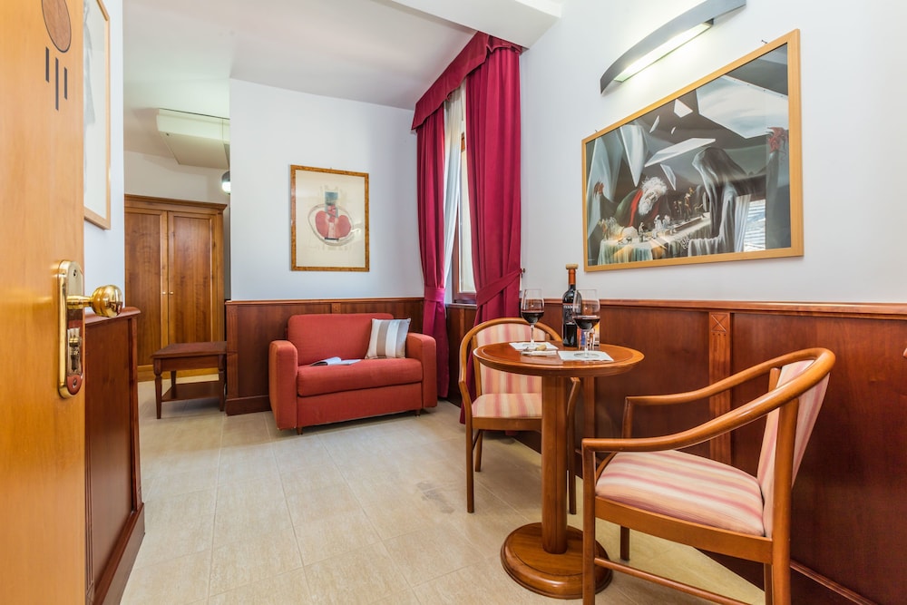 Hotel Duomo 48/73