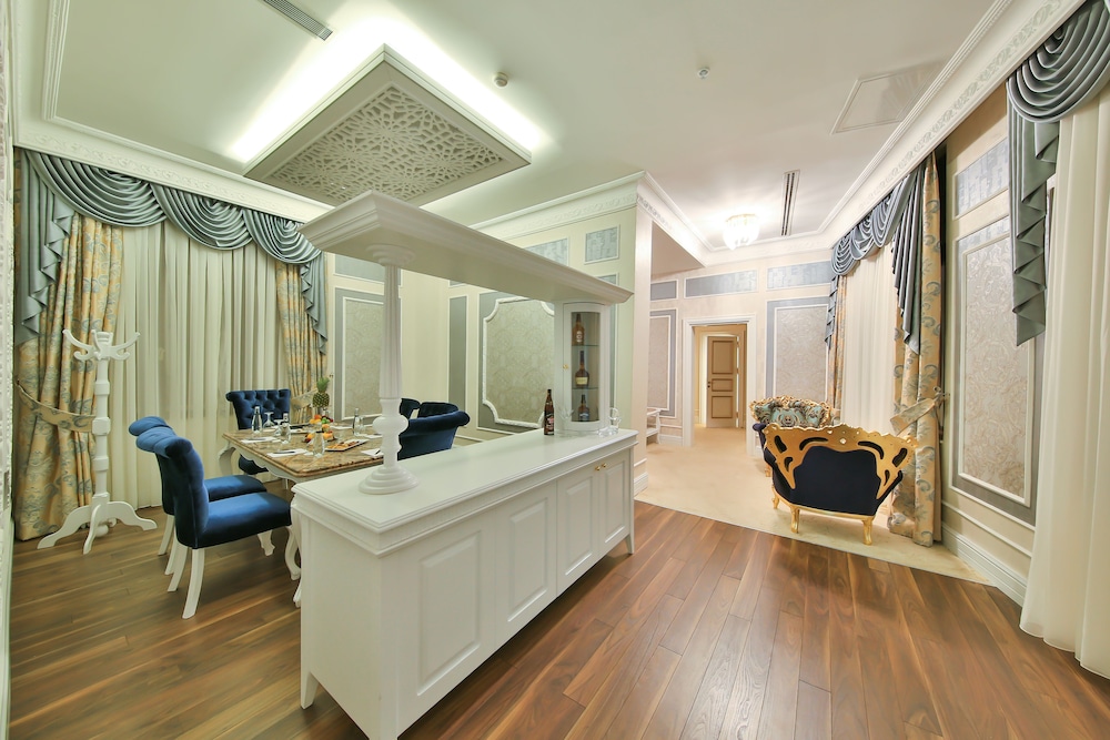 Legacy Ottoman Hotel 8/72