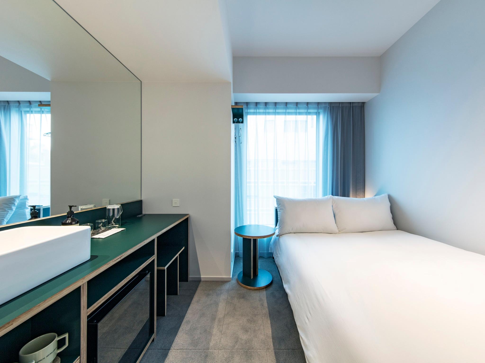 Semi Room, Compact, Semi Double Bed
