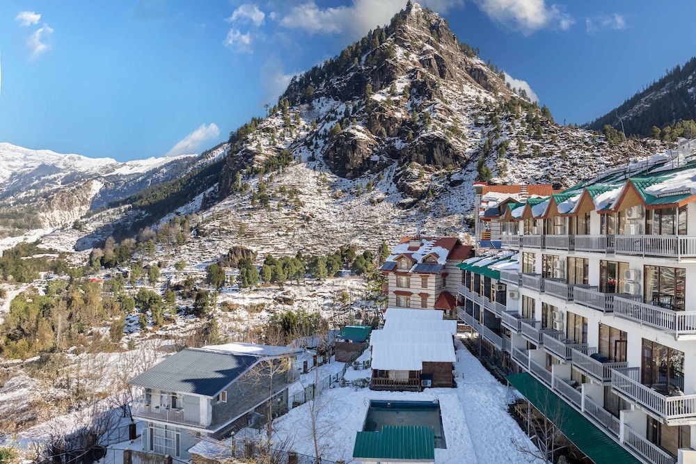 Echor Himalayan Heights Luxe Manali 11/50