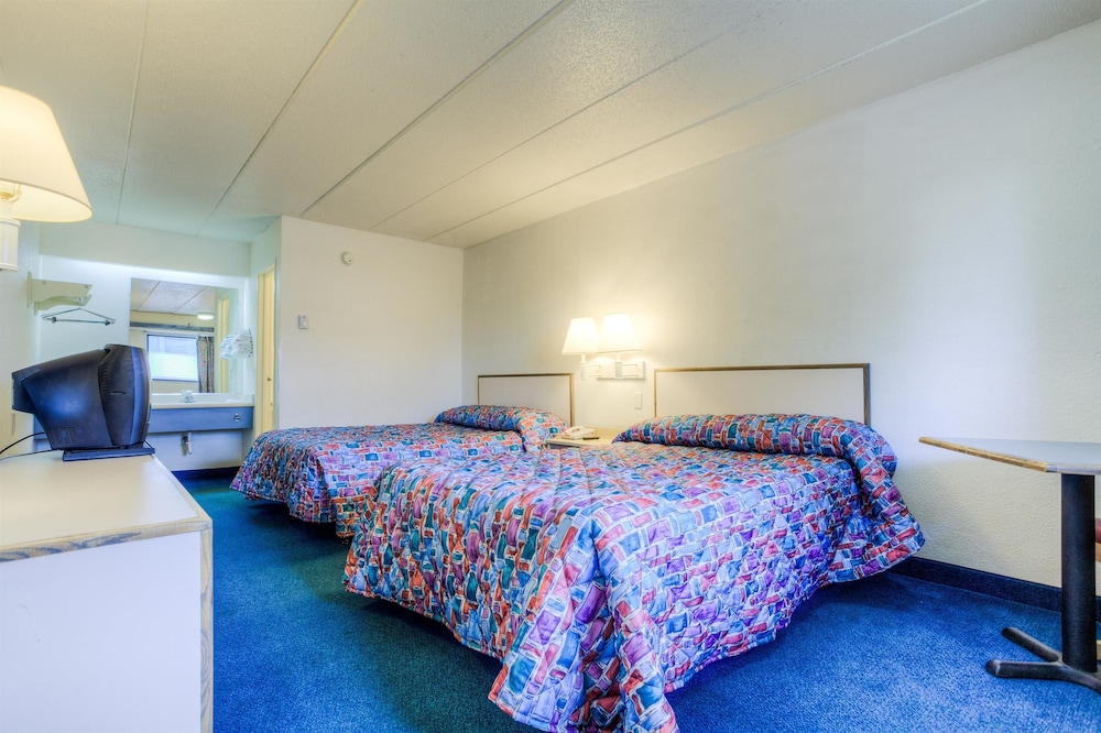 Motel6 Knoxville, TN - North 19/45