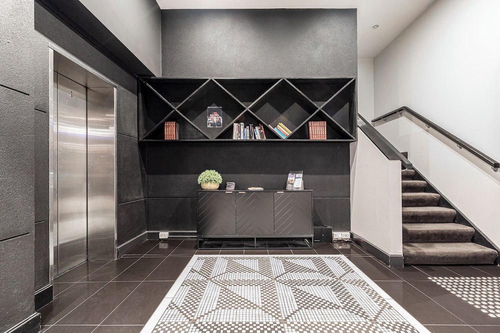 Punthill Flinders Lane 4/64