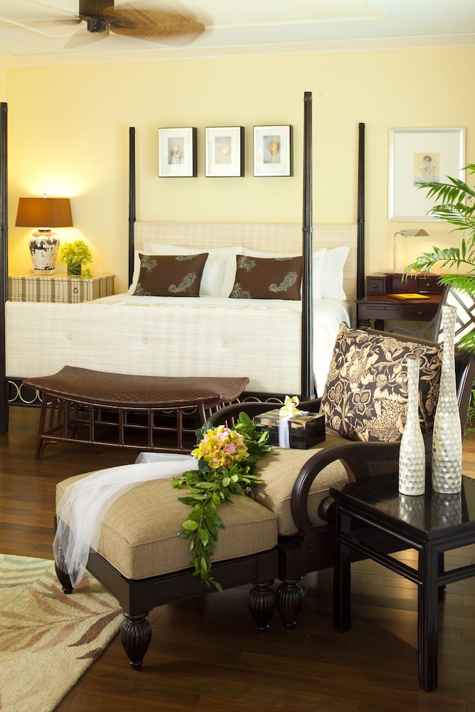 The Kahala Hotel and Resort 48/80