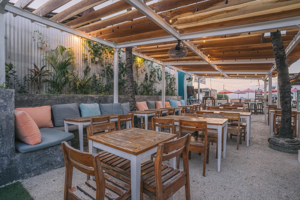 Tir Na Nog Gili Trawangan Accommodation 50/73