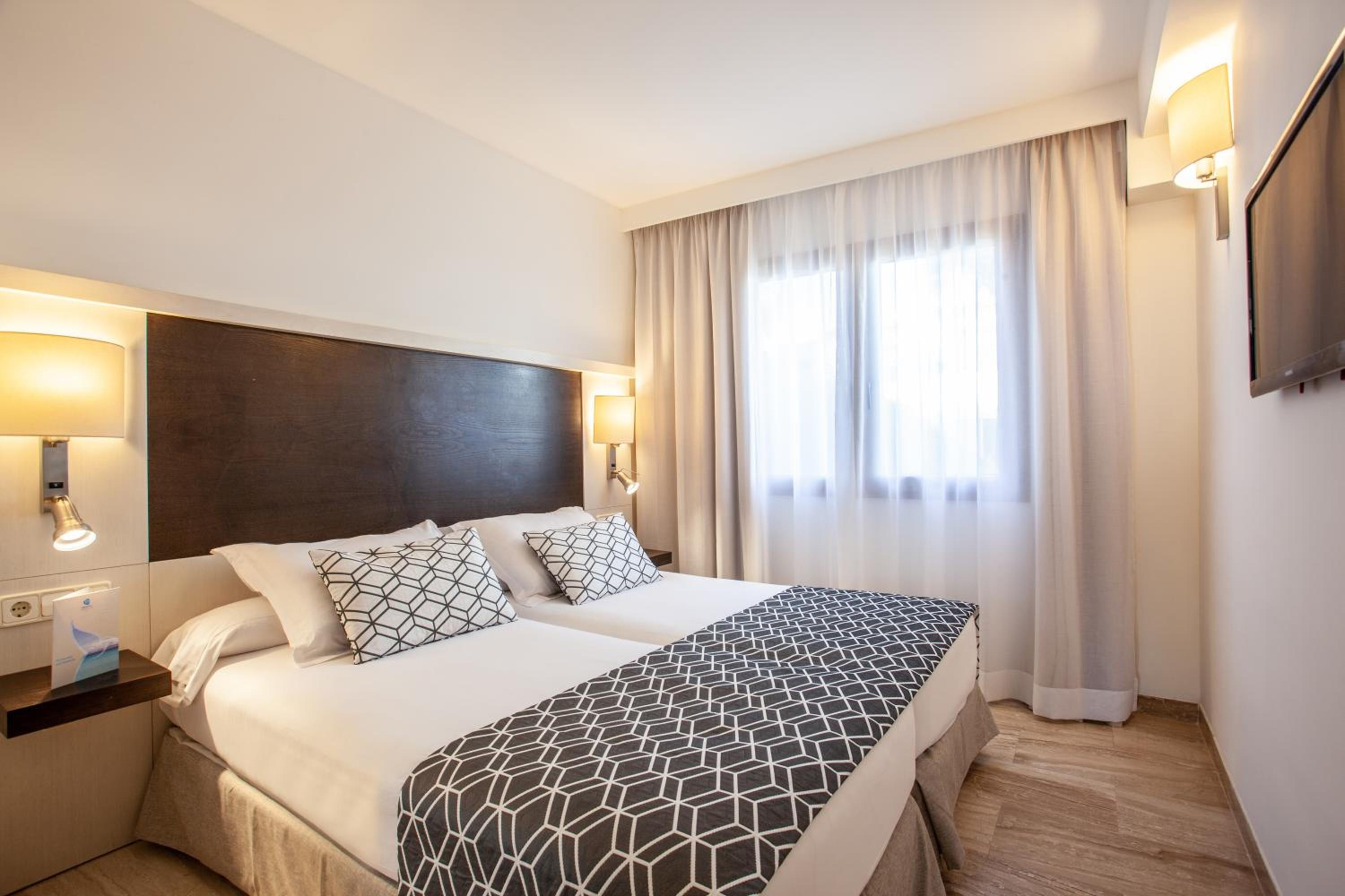 1 Bedroom, Apartment, Lateral Side Sea View