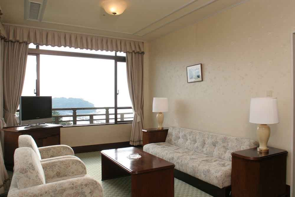 Gamagori Classic Hotel 23/38