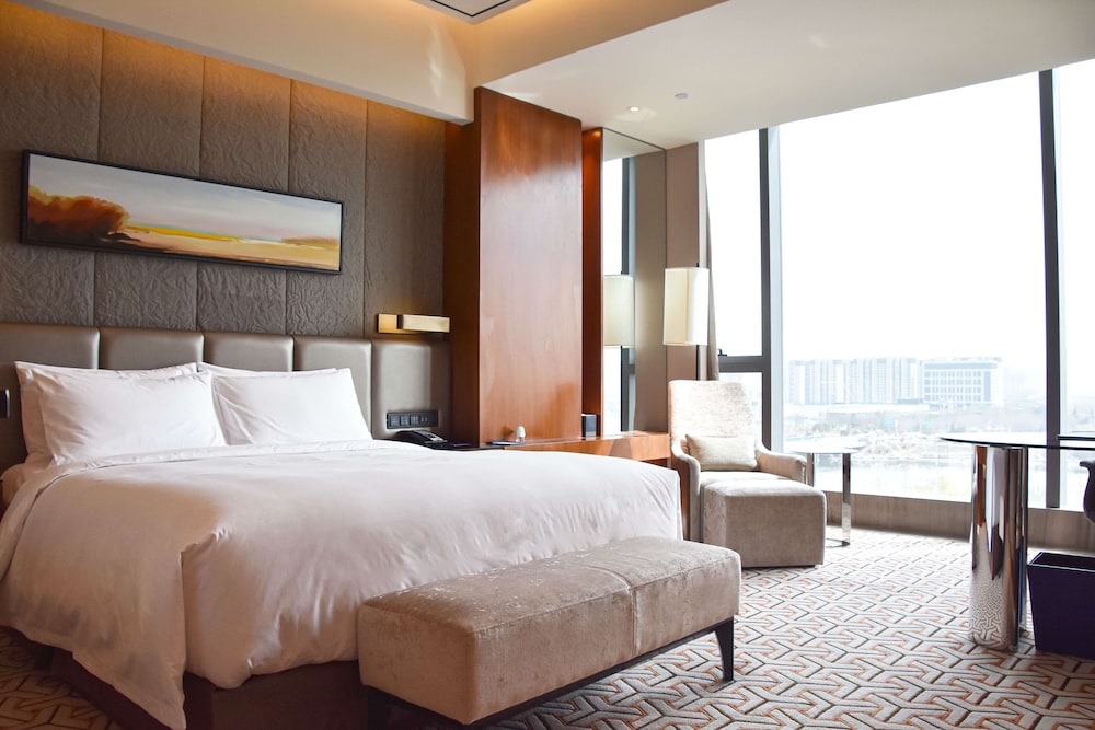 Radisson Blu Zhengzhou Huiji 16/58