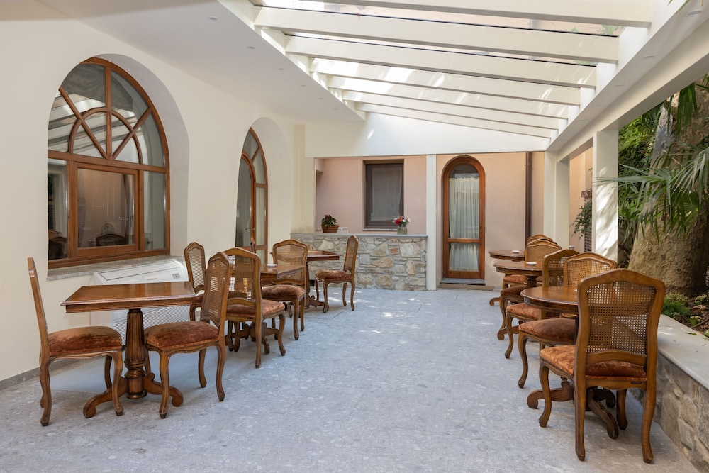 Hotel Adler Cavalieri 47/64