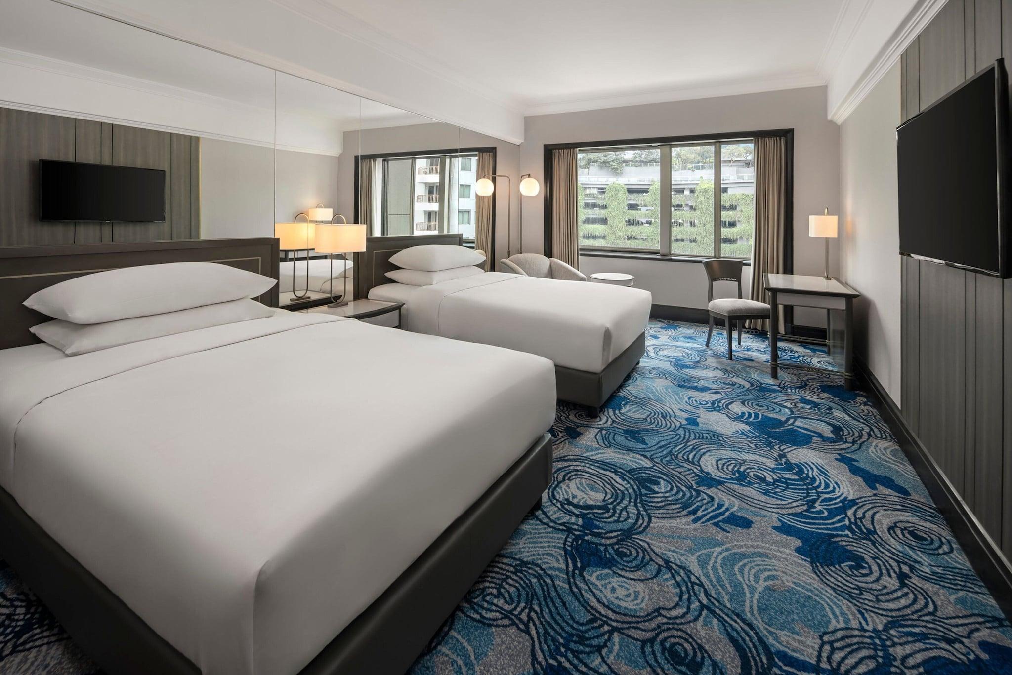 Deluxe, Double Bed, Smoking