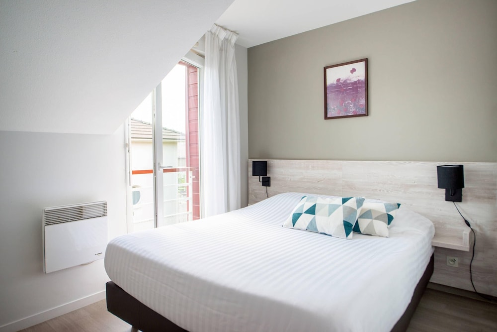 شقة بسرير مزدوج بغرفة نوم واحدة مع أريكة، Comfort Aparthotel Nantes La Beaujoire 3/5