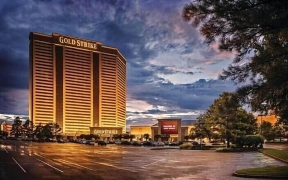 Gold Strike Casino Resort 3/69