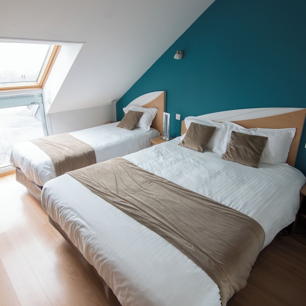 HOSTELLERIE DU CENTROTEL ET SPA 10/29