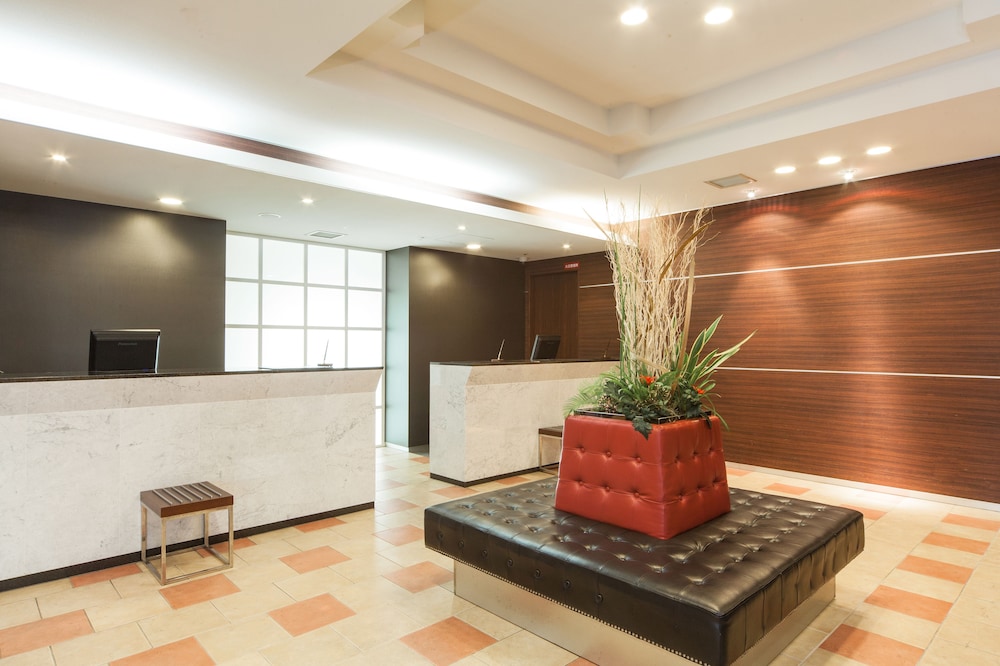 Lobby at Hotel Mystays Sakaisuji Honmachi, OSAKA