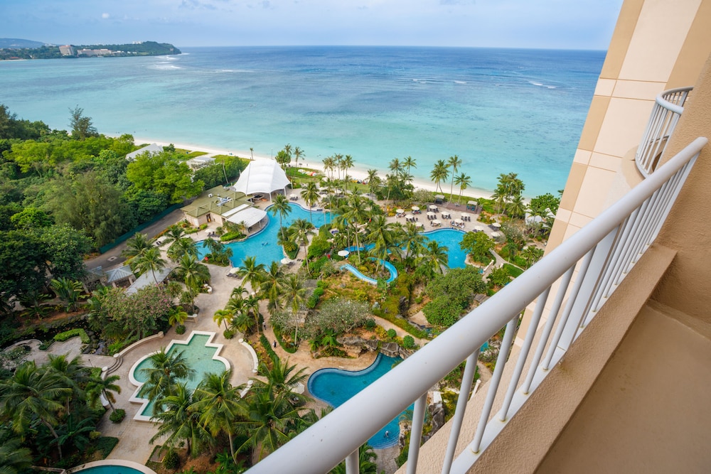 Hyatt Regency Guam 11/81