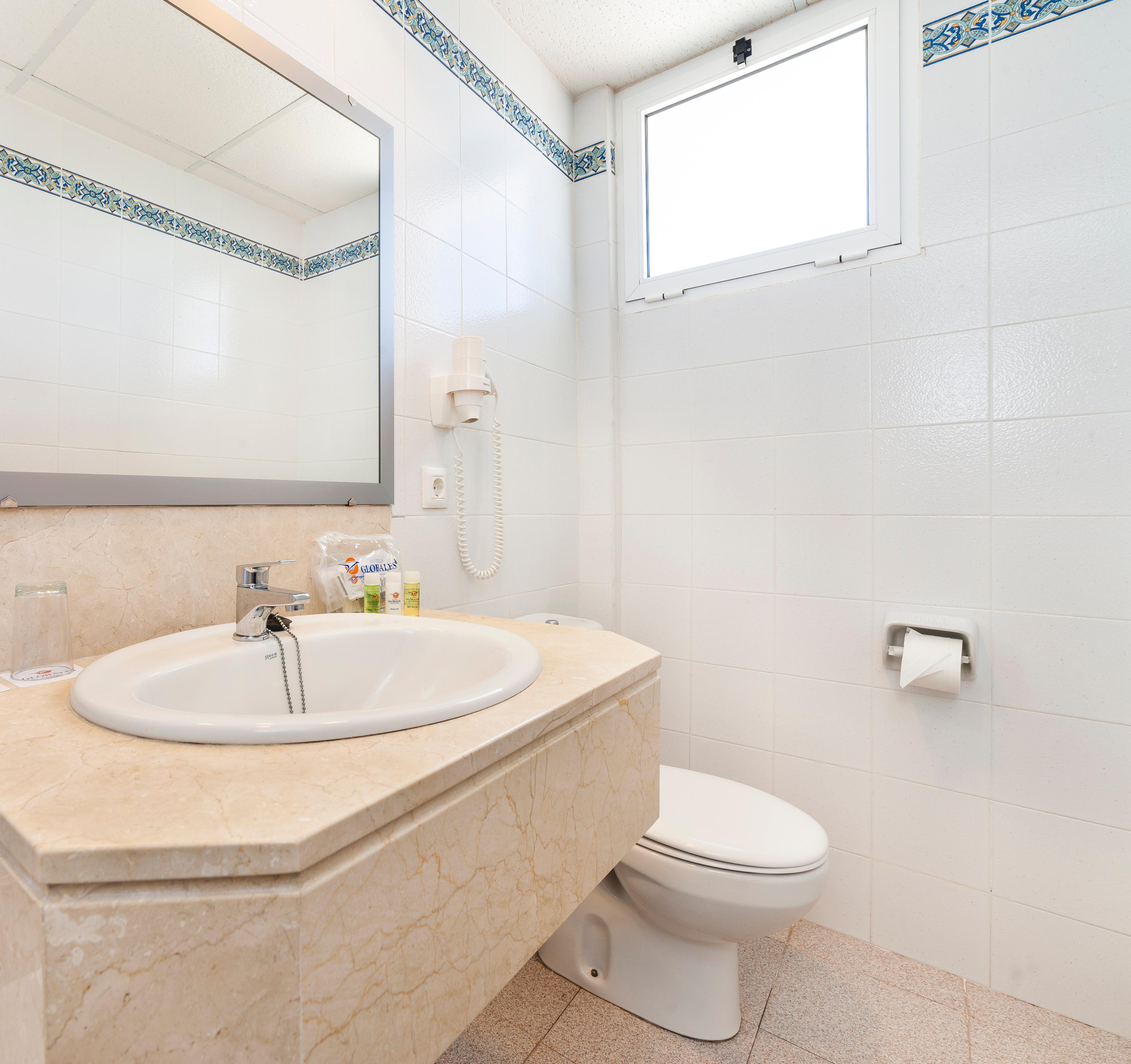 Globales Calan Blanes Ex Hi Calan Blanes Beach 34/36