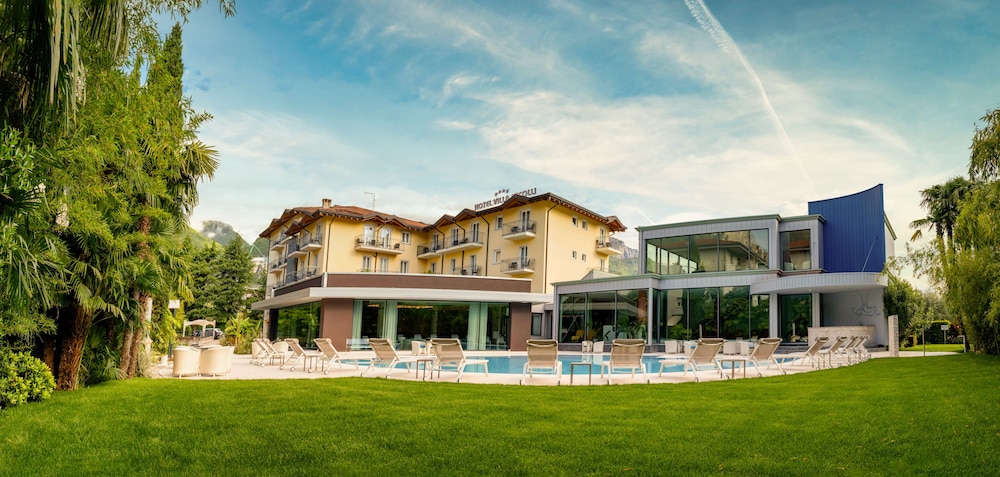 Villa Nicolli Romantic Resort - Adults Only 46/50