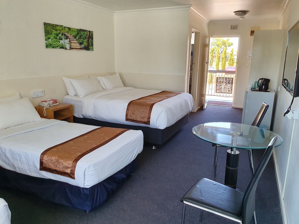 STANDARD, MULTIPLE BEDS